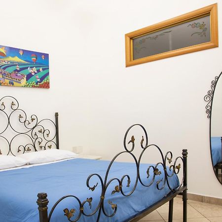 Appartement Lazzarella House à Naples Extérieur photo